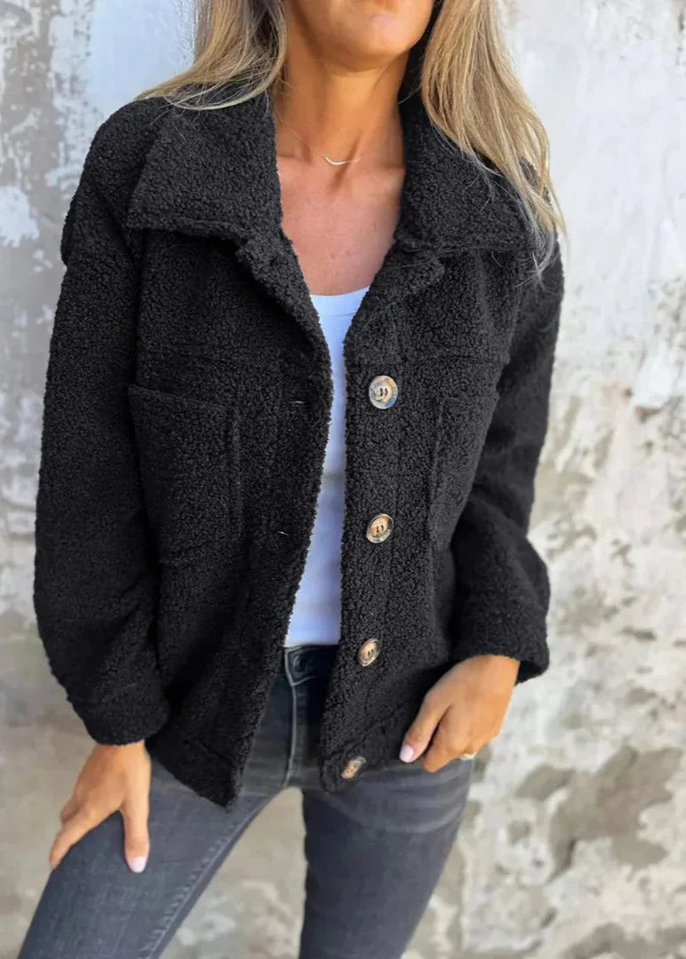 Katia™ | Chaqueta de Felpa Suave con Botones Decorativos