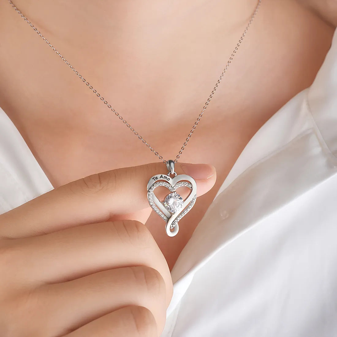 Corazón Eterno™ | Collar Grabado Para Esposa