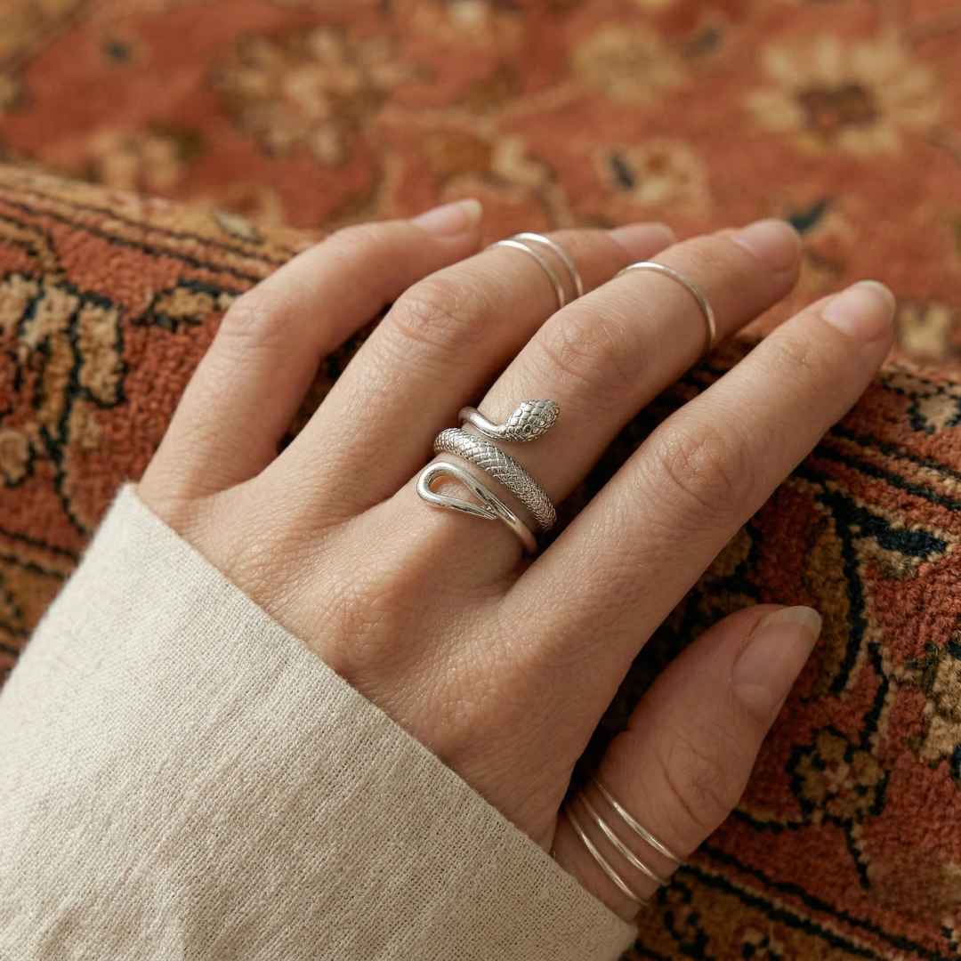 Anillo Detallado de Serpiente (Ajustable)
