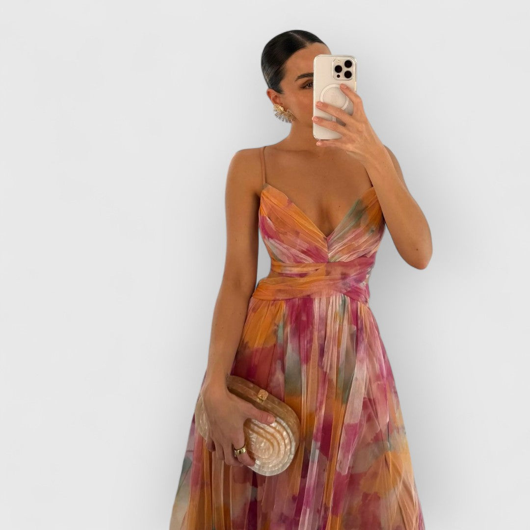 Verity™ | Vestido largo elegante con estampado floral que realza tu figura