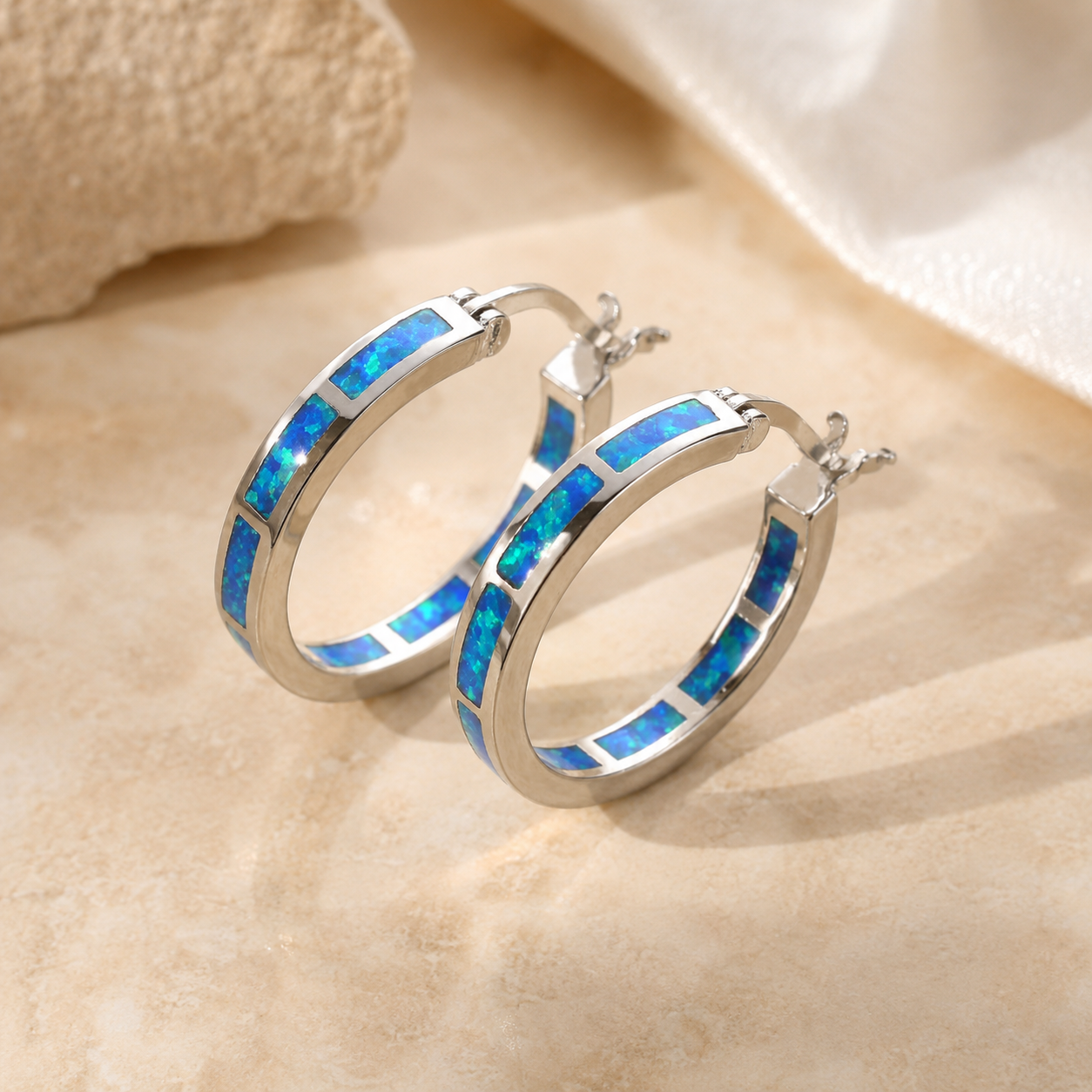 Pendientes Chic de Aro con Ópalo de Fuego Azul