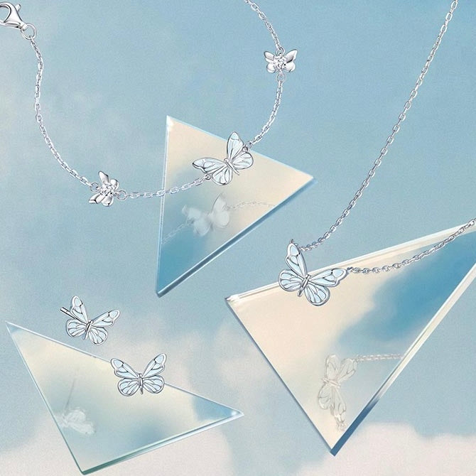 Blue Dream™ | Collar Mariposa Azul Luminosa