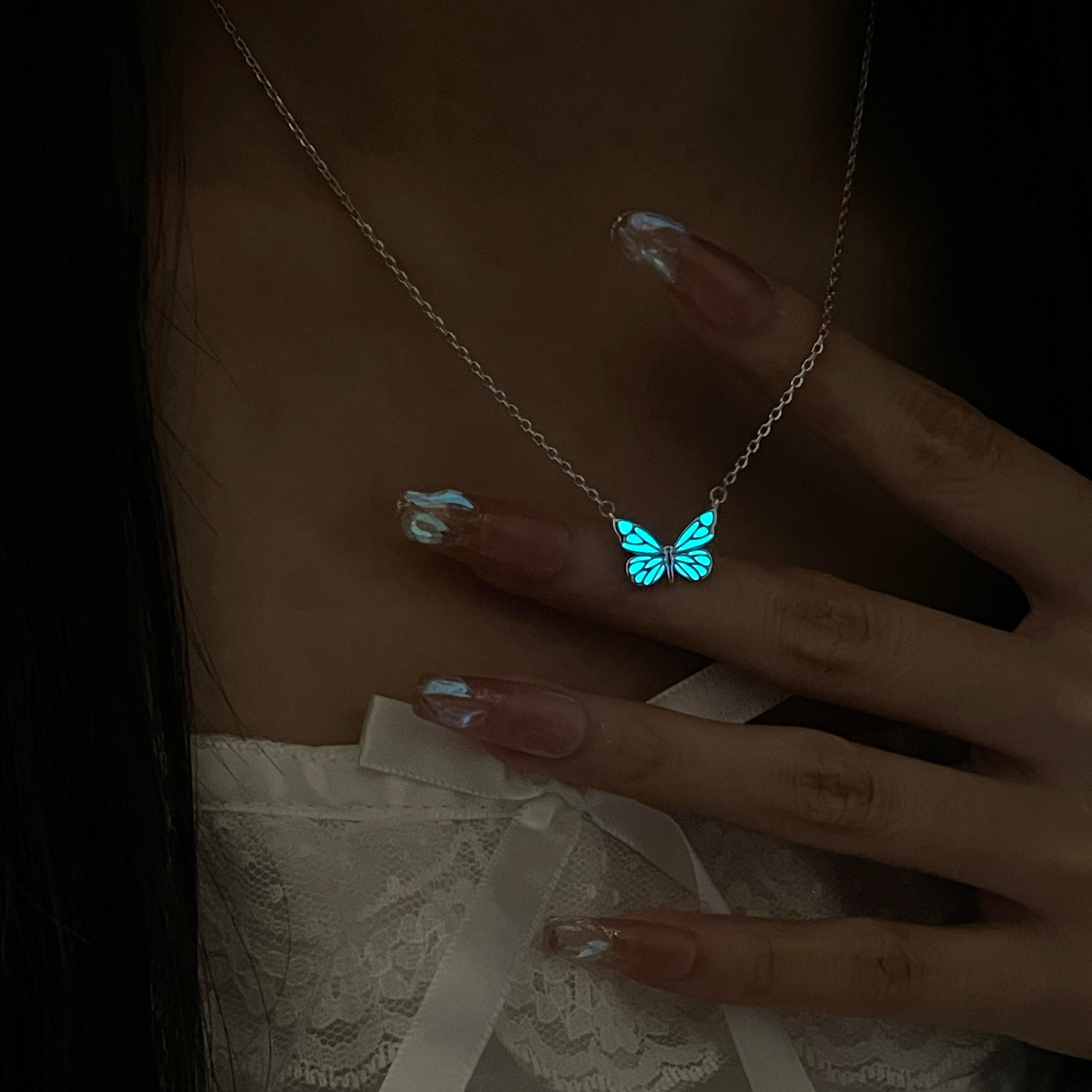 Blue Dream™ | Collar Mariposa Azul Luminosa