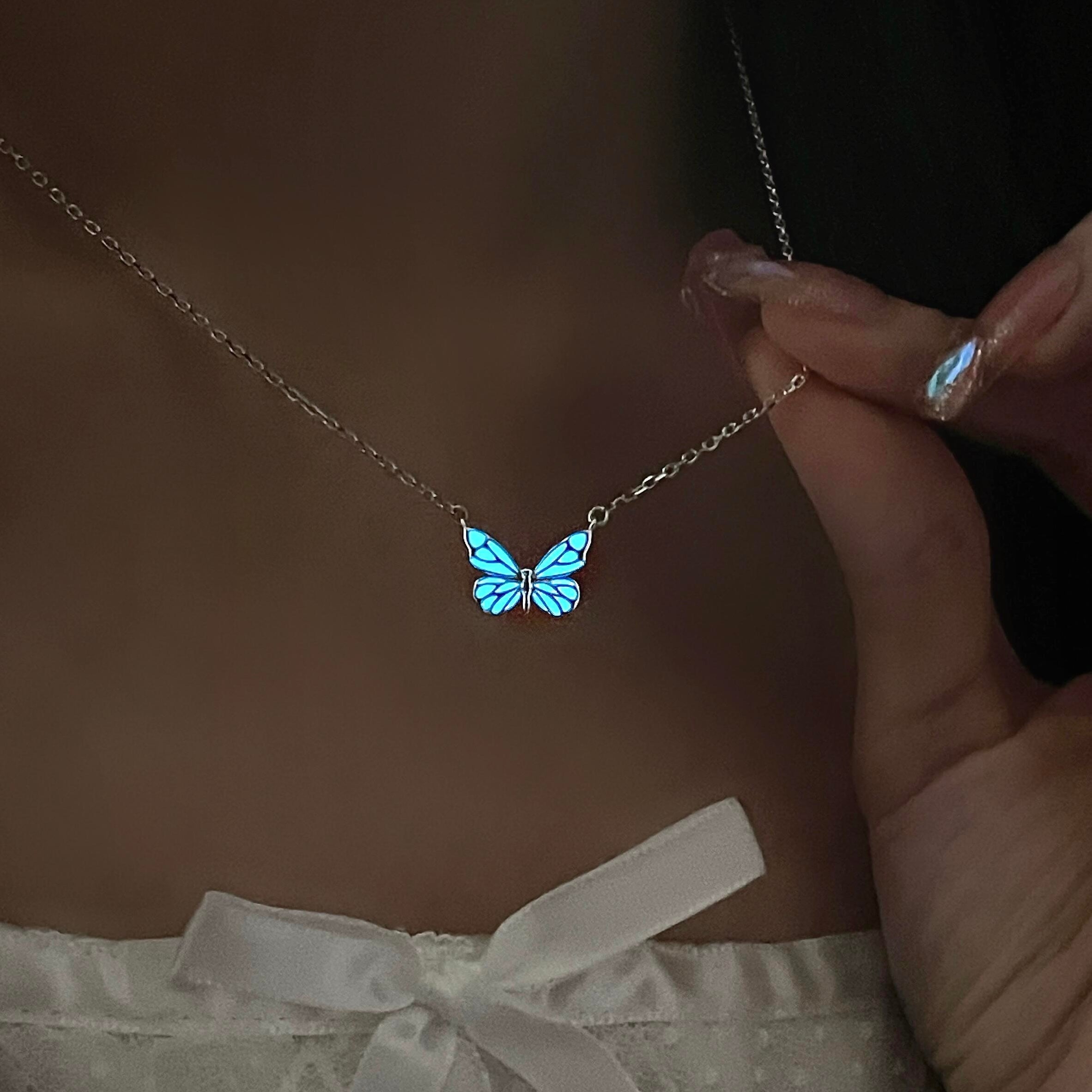 Blue Dream™ | Collar Mariposa Azul Luminosa