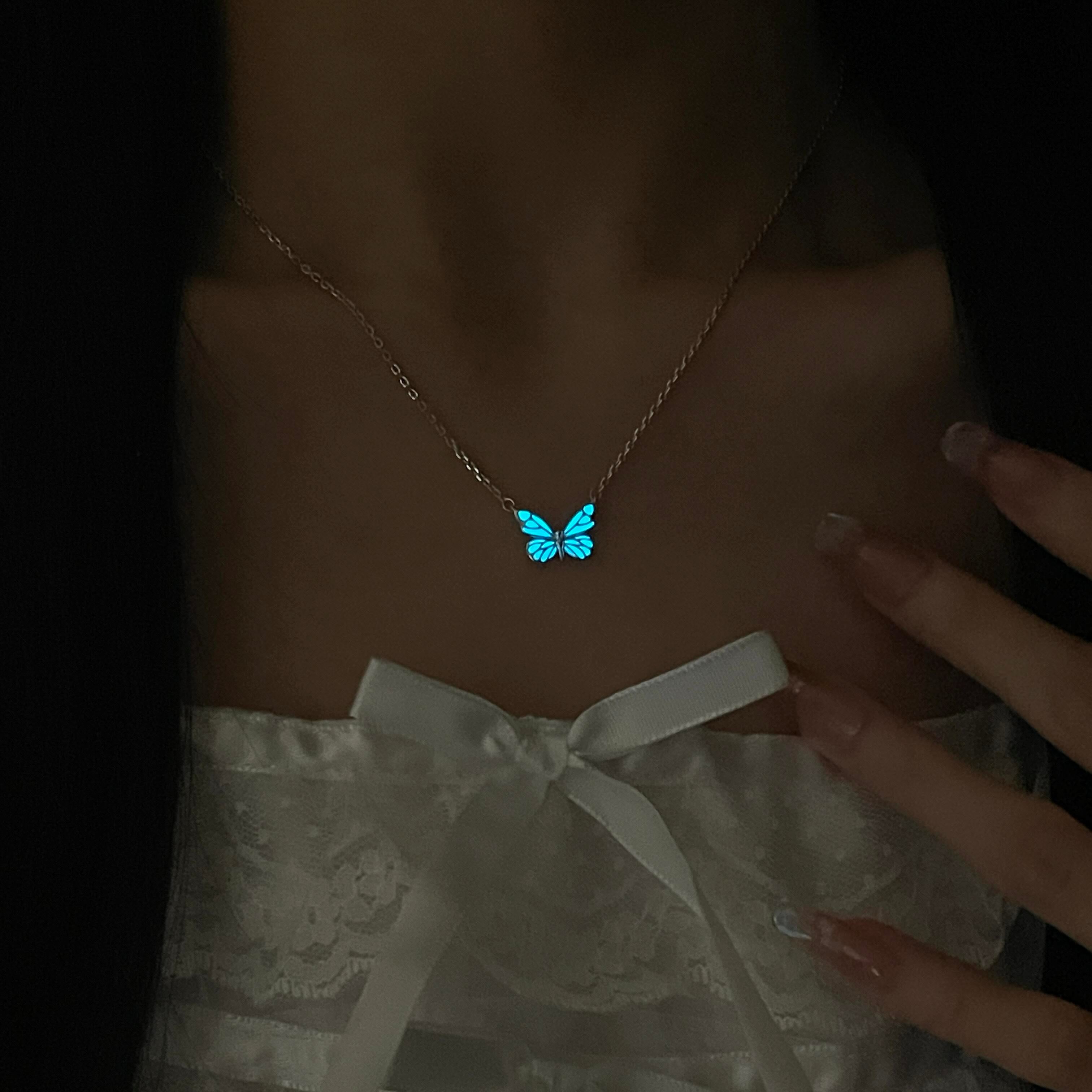 Blue Dream™ | Collar Mariposa Azul Luminosa