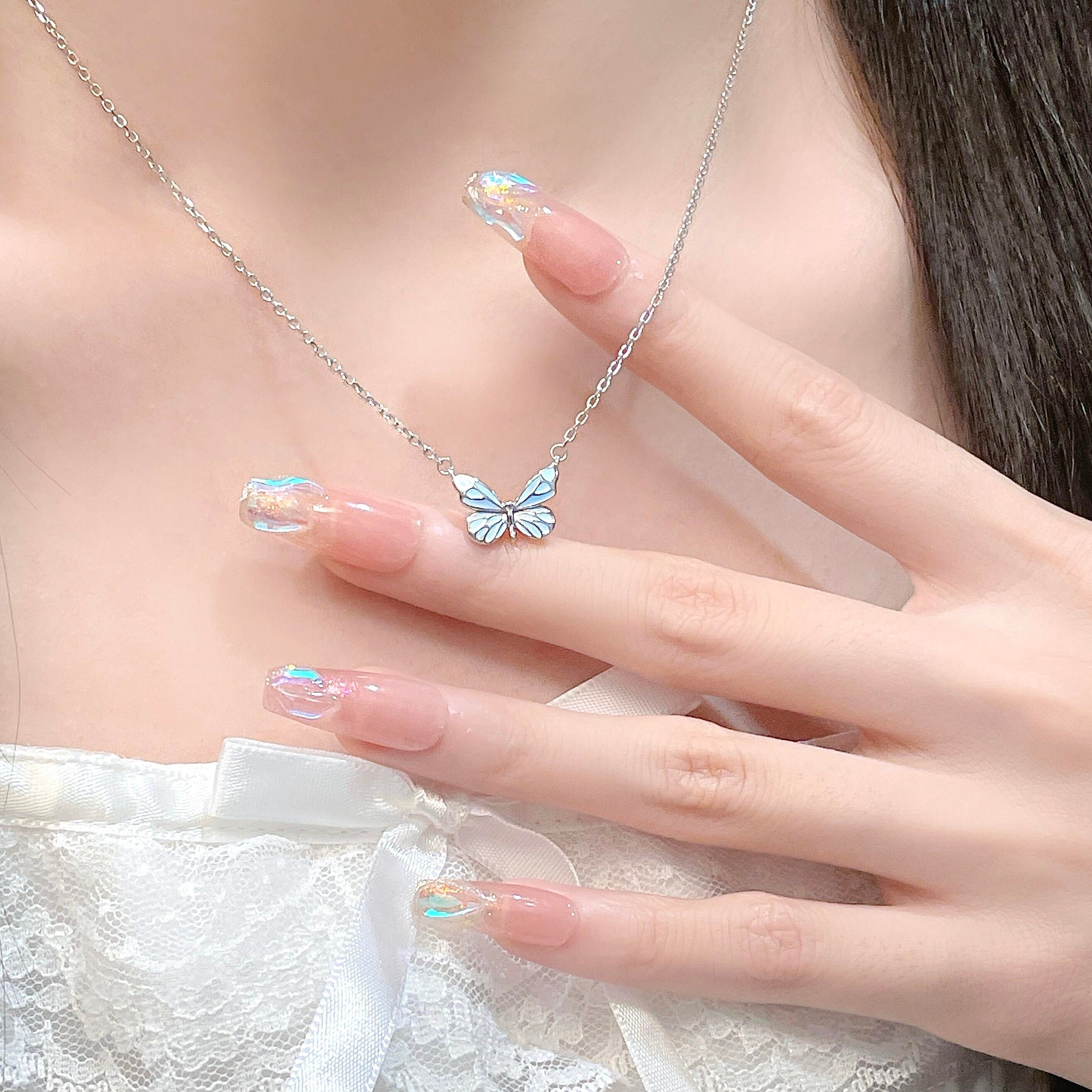 Blue Dream™ | Collar Mariposa Azul Luminosa
