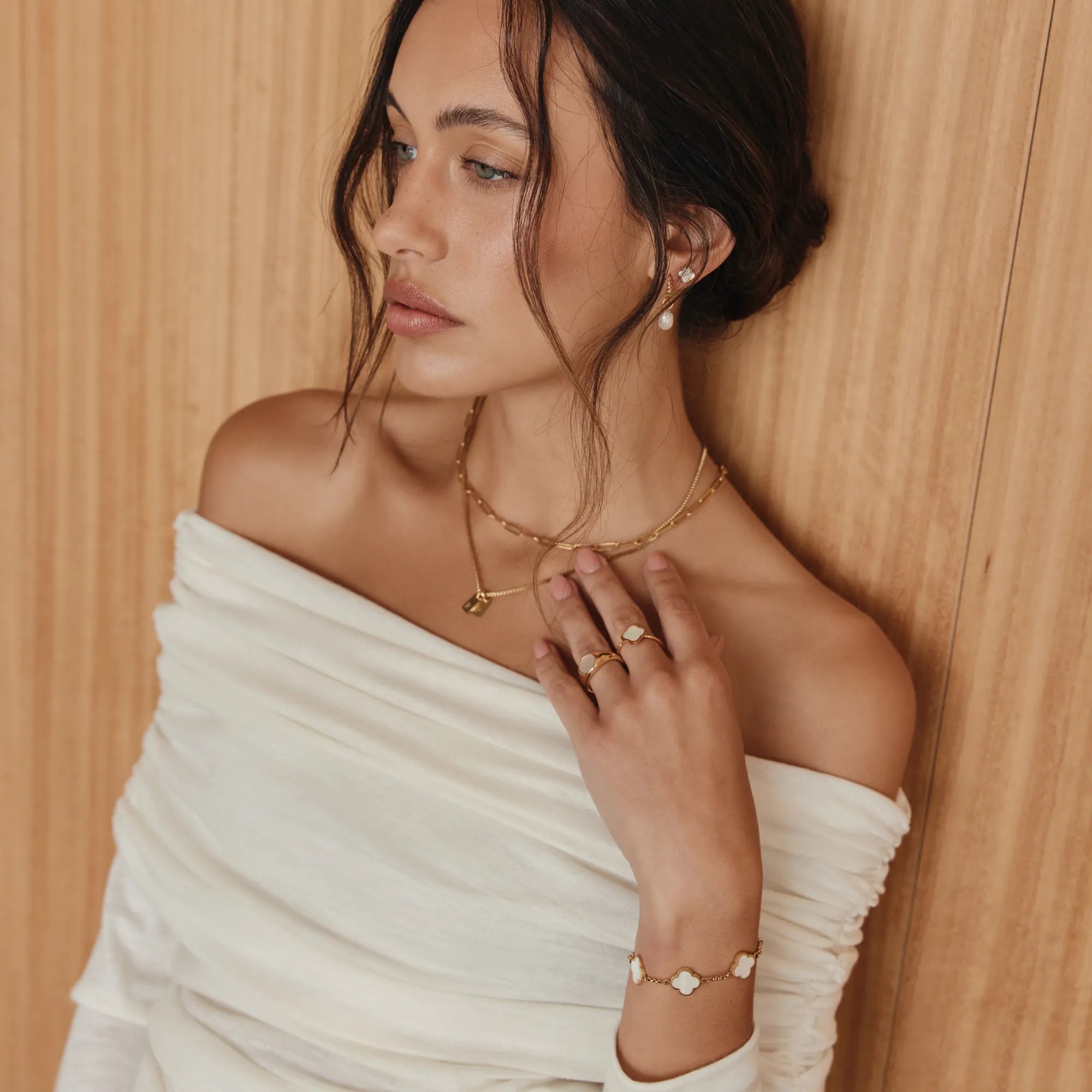 Pulsera Trébol Nácar Dorada