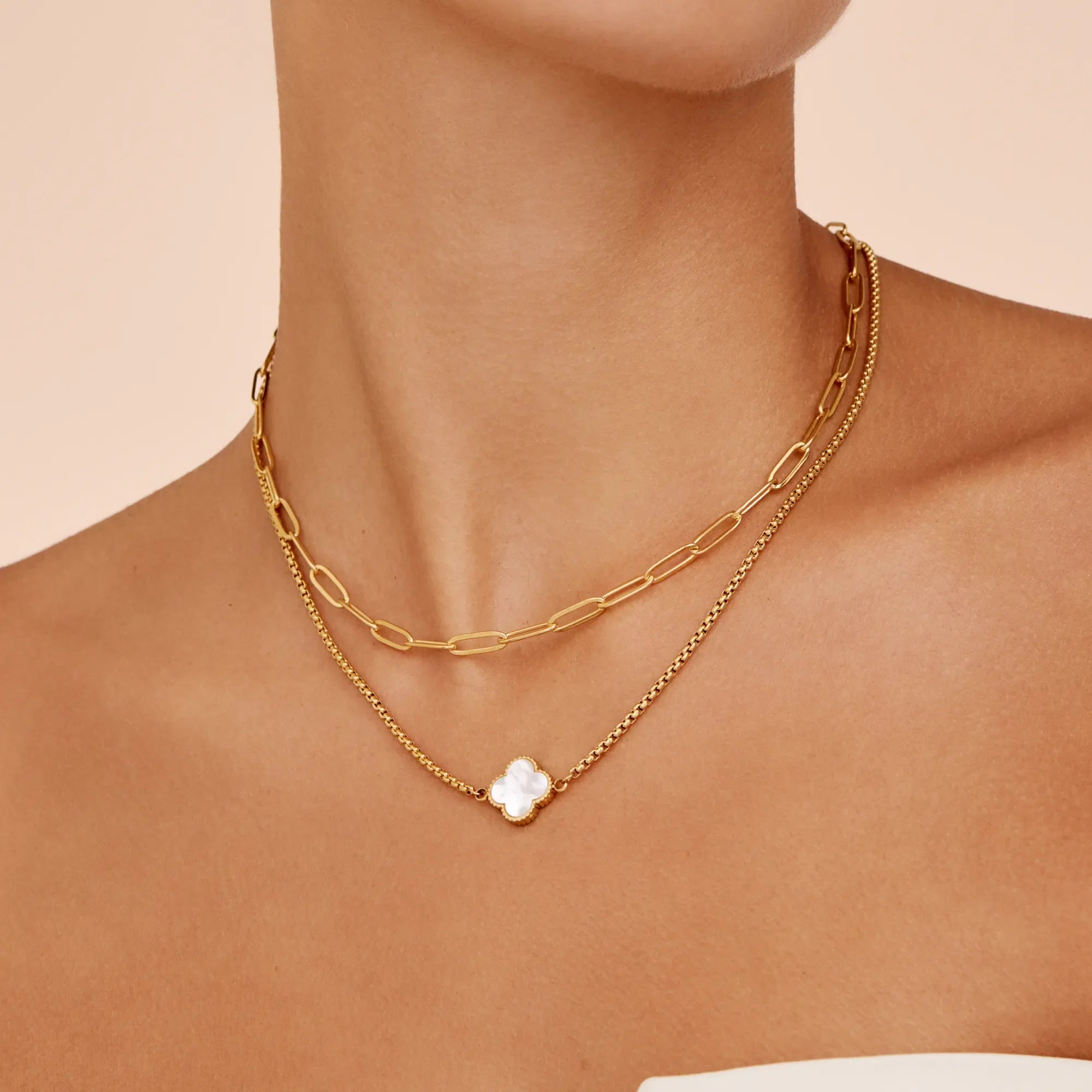 Collar Trébol Nácar Dorado