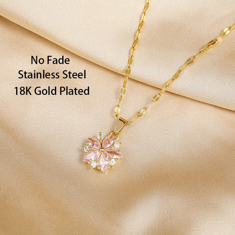 Collar Sakura Rosa Romántico en Acero Inoxidable