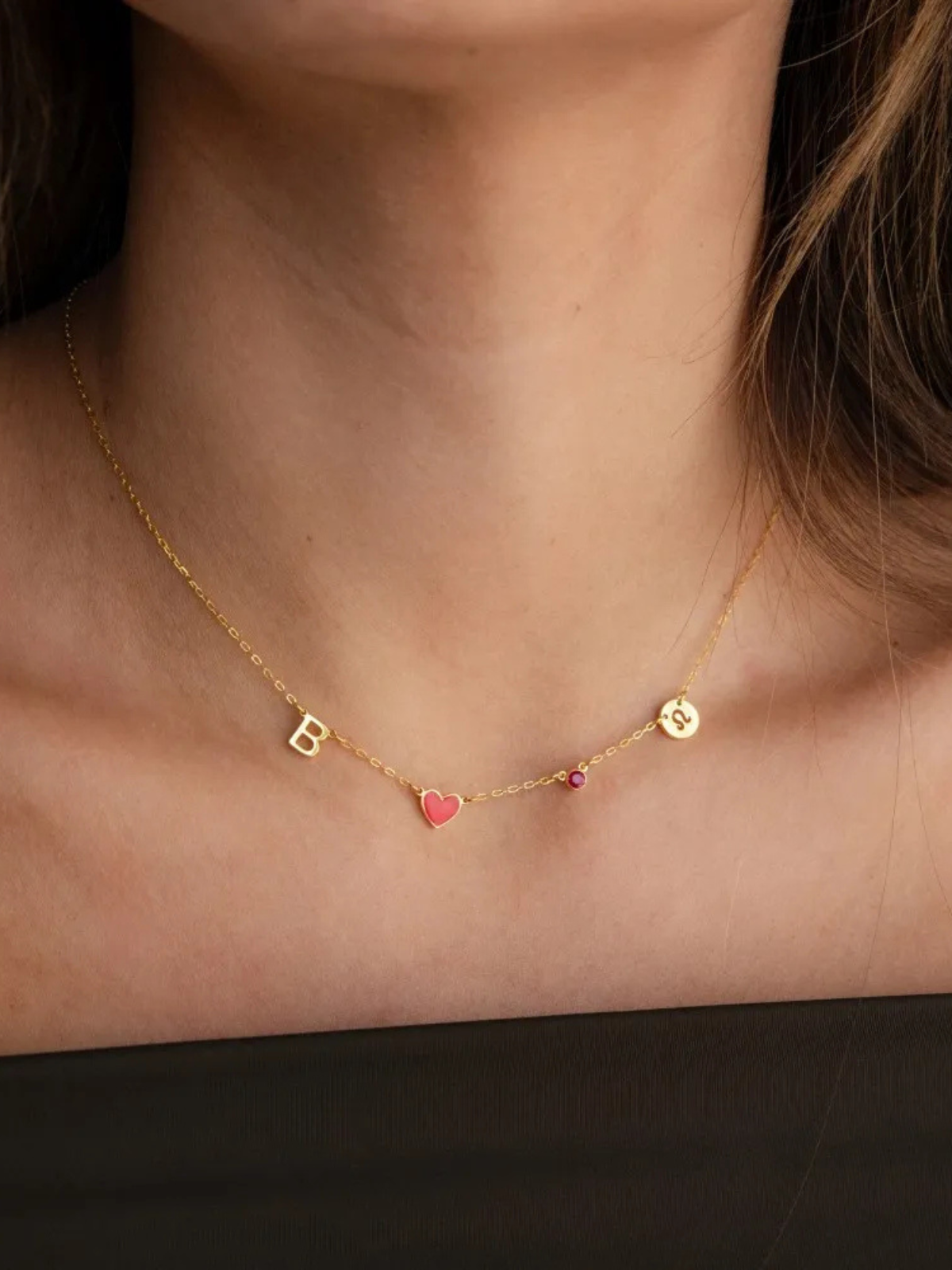 Amore™ | Collar con Inicial y Dije de Corazón