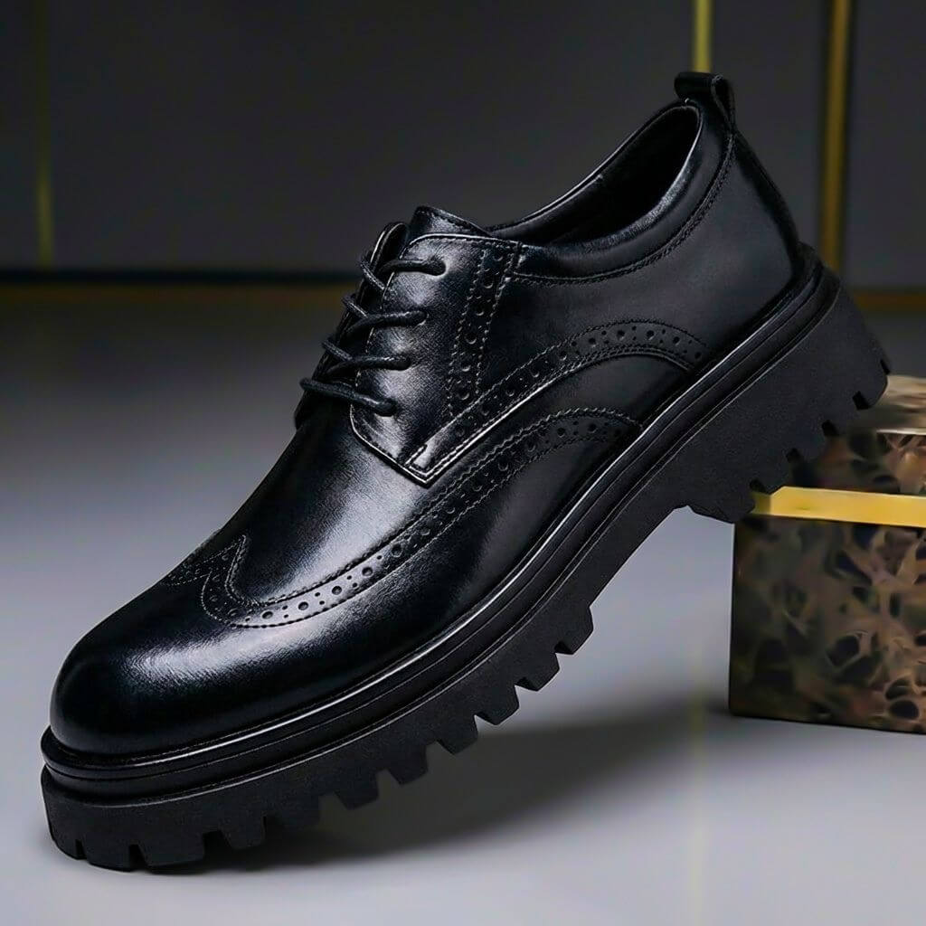Pedro - Zapatos de Piel con Detalles Perforados - vista 2