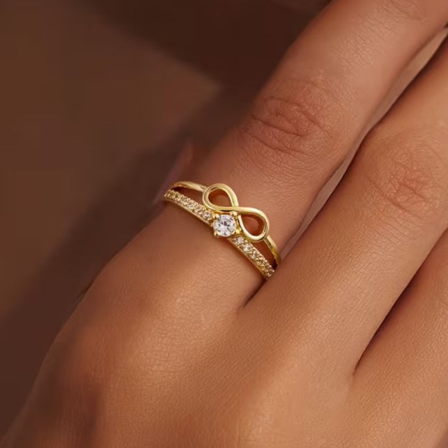 Classic Gold Infinity Ring 