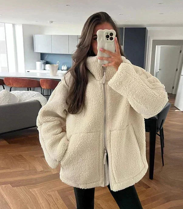 Silvia - Chaqueta Teddy Oversize de Cuello Alto - vista 1