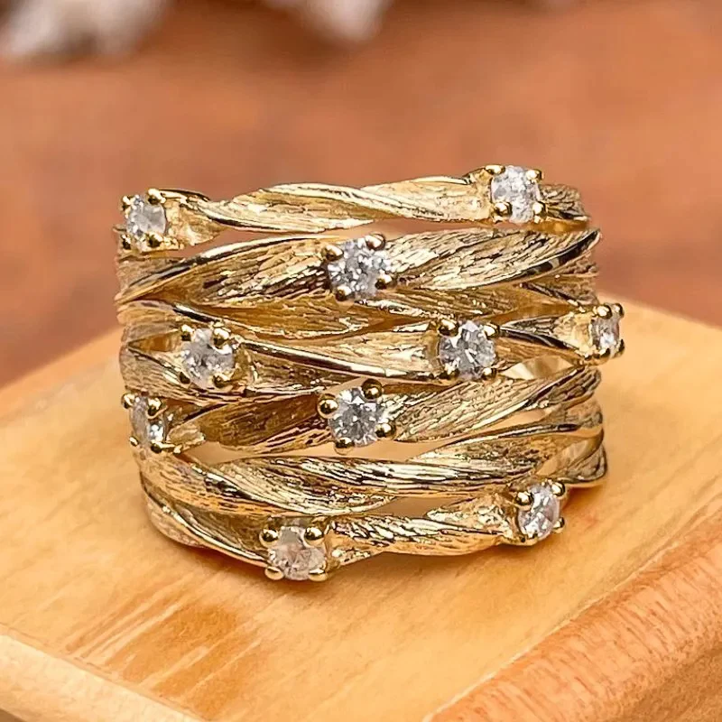 Anillo Vintage de Oro con Circonio
