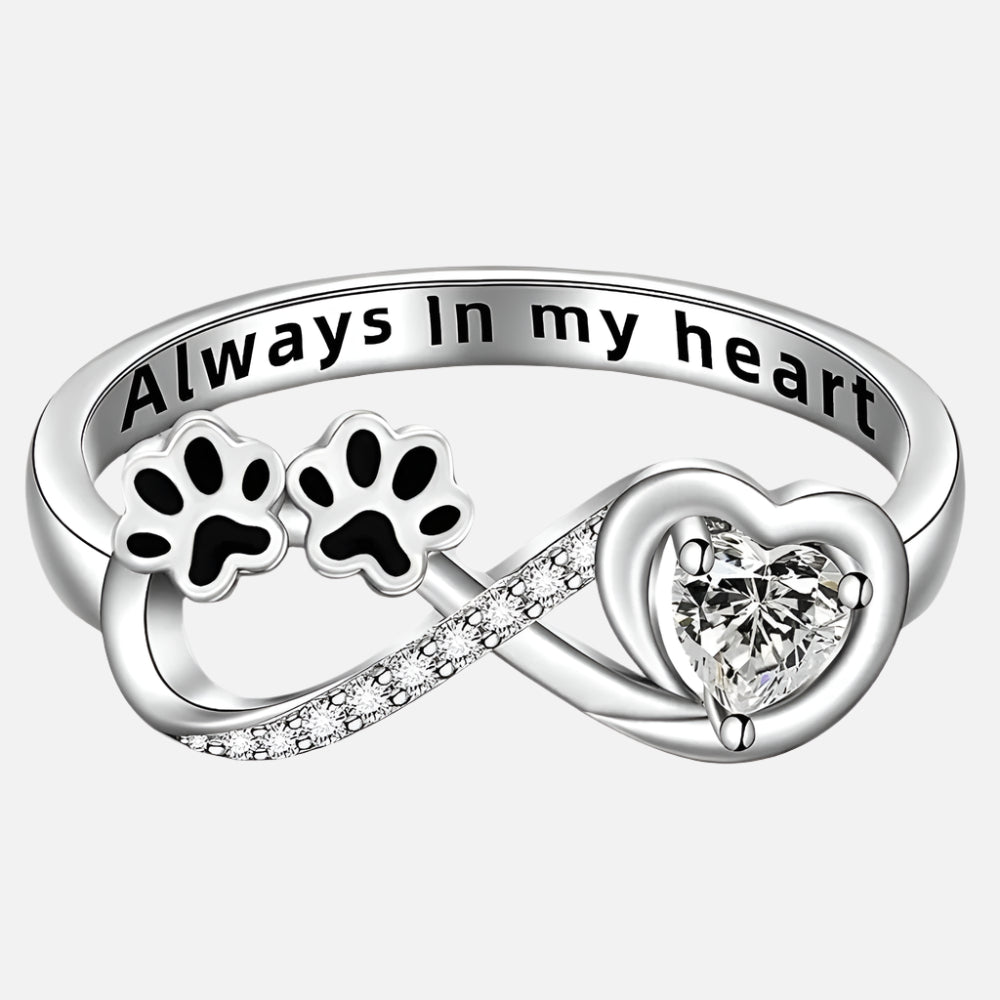 Anillo con Circonitas en Forma de Huella con Diseño de Corazón e Infinito